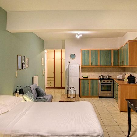 Casa Industriale Apartment Kalamata Ngoại thất bức ảnh