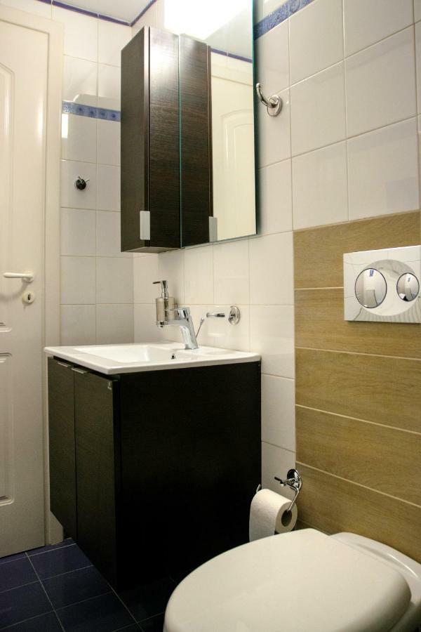 Casa Industriale Apartment Kalamata Ngoại thất bức ảnh